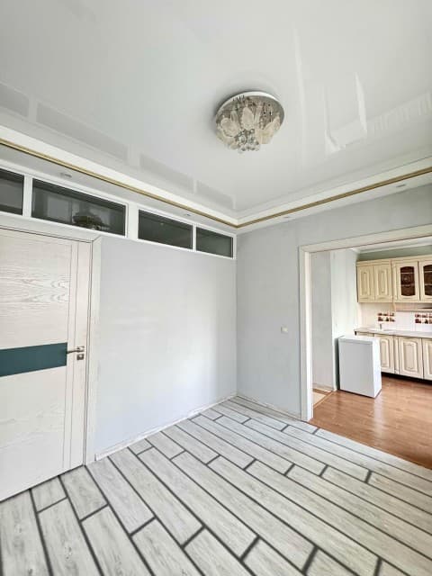 2 комн., 37 м², Монолитно-каркасный, Центр - район пл. Дружбы 2