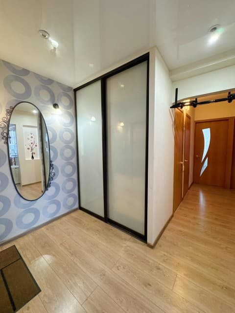 4 комн., 71 м², КПД, Авиапорт 8