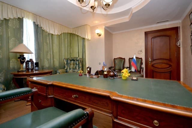 Больше 4 комн., 270 м², Инд. планировка, Центр - район пл. Ленина 5
