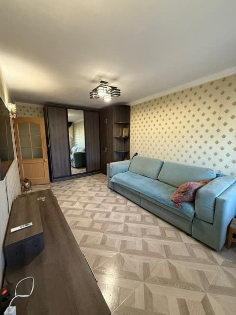 3 комн., 62 м², КПД, Дом быта 3