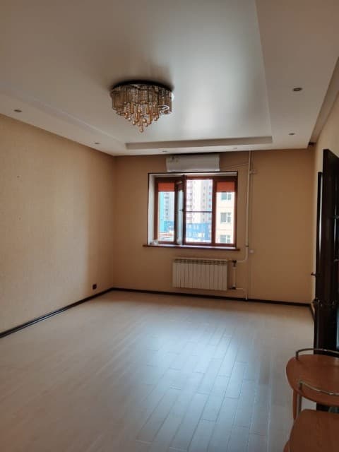 3 комн., 93 м², Монолитно-каркасный, Сахацирк