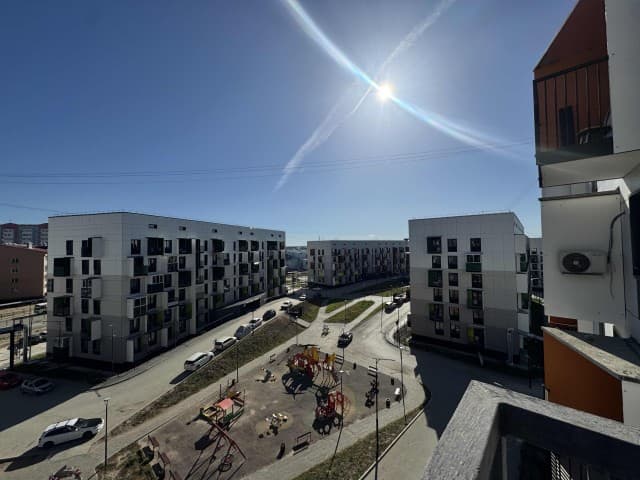 3 комн., 74 м², Инд. планировка, Звездный 7