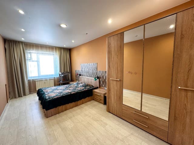2 комн., 70 м², Блочный, Авиагруппа 2