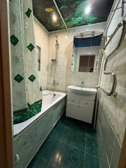 3 комн., 62 м², КПД, Дом быта 5