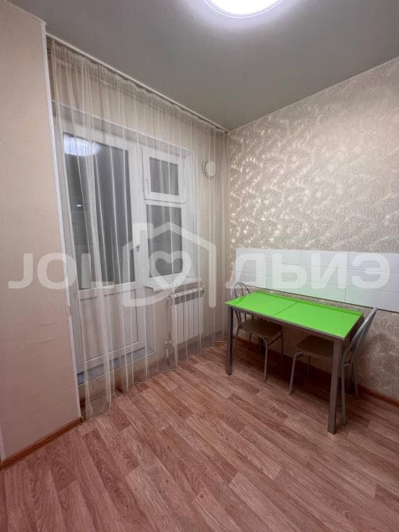 2 комн., 69 м², Блочный, Автодорожная 10