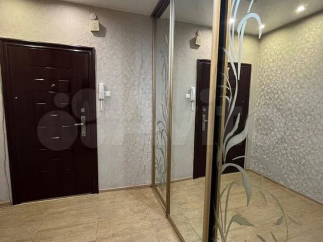 3 комн., Блочный, Крытый рынок 2
