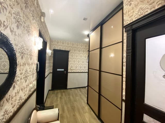 2 комн., 57 м², Блочный, Крытый рынок 15