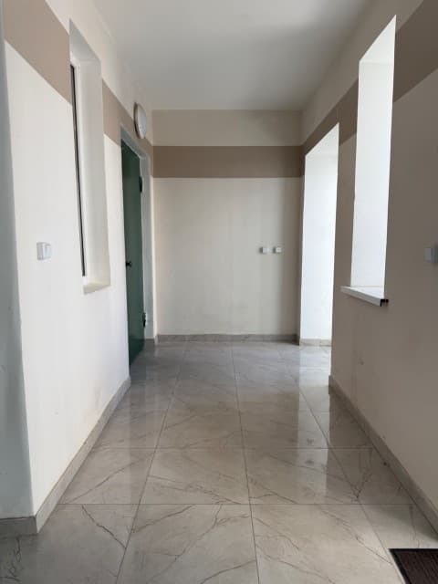4 комн., 173 м², Монолитно-каркасный, Центр - район пл. Ленина 3