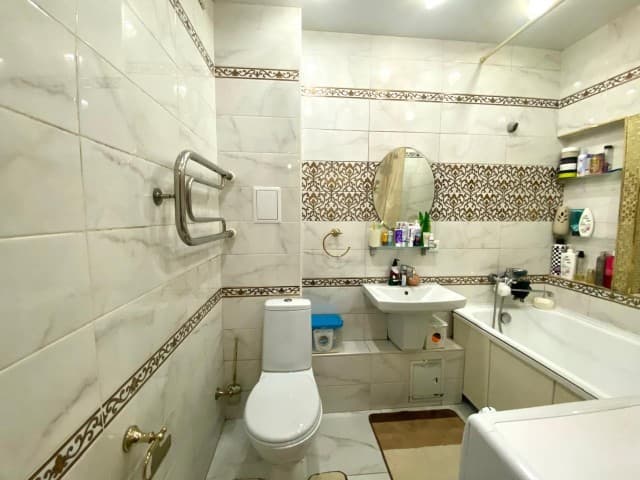 2 комн., 57 м², Блочный, Крытый рынок 14