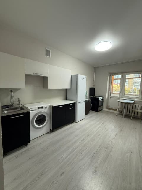 1 комн., 41 м², Блочный, 16 квартал