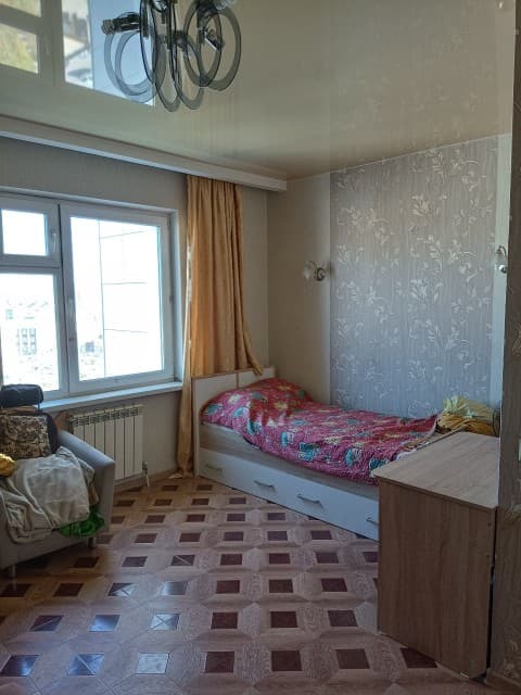 3 комн., 81 м², Монолитно-каркасный, Центр - район пл. Орджоникидзе 2