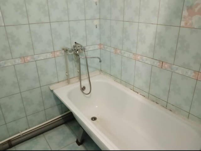 2 комн., 61 м², Блочный, 16 квартал 2