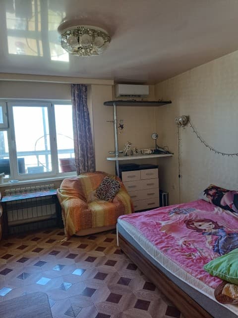 3 комн., 81 м², Монолитно-каркасный, Центр - район пл. Орджоникидзе 9
