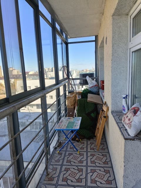 3 комн., 81 м², Монолитно-каркасный, Центр - район пл. Орджоникидзе 12