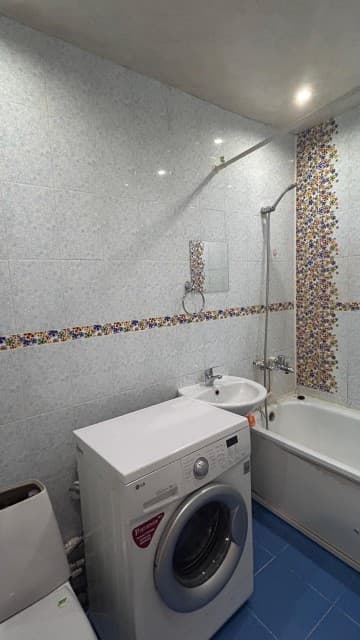 1 комн., 35 м², КПД, Центр - район пл. Дружбы 5