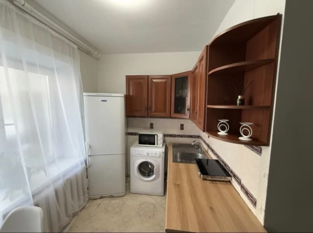 1 комн., 33 м², Другое, Крестьянский рынок, стадион "Туймаада" 5