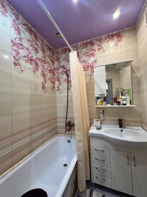 2 комн., 60 м², Инд. планировка, Студгородок 8