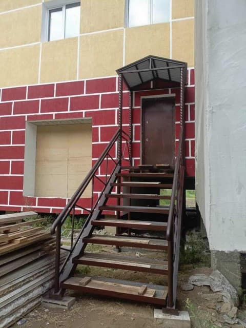 Больше 4 комн., 260 м², Другое, Залог 3