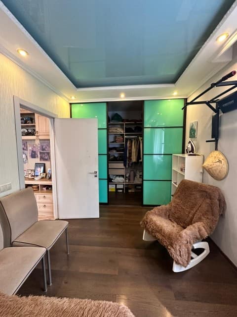 2 комн., 60 м², Инд. планировка, Студгородок 5