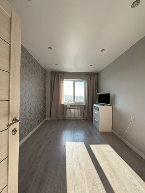 2 комн., 57 м², Монолитно-каркасный, Автодорожная 7