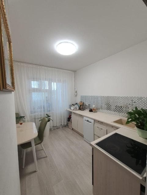2 комн., 47 м², Монолитно-каркасный, Поселок Газовиков