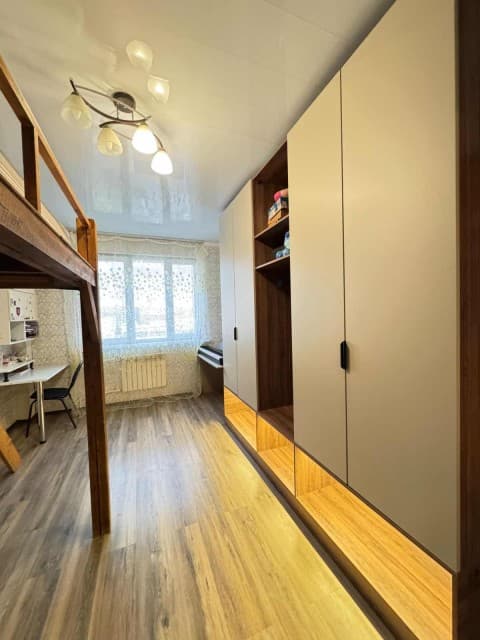2 комн., 52 м², Монолитно-каркасный, Крытый рынок 8