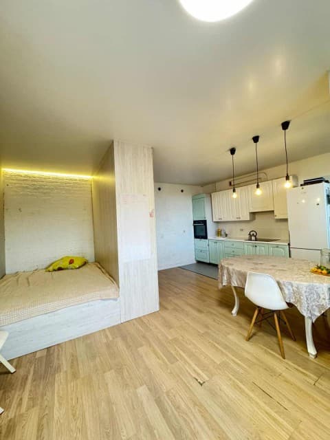 2 комн., 52 м², Монолитно-каркасный, Крытый рынок