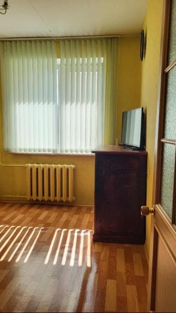 4 комн., 73 м², КПД, Центр - район пл. Орджоникидзе 8