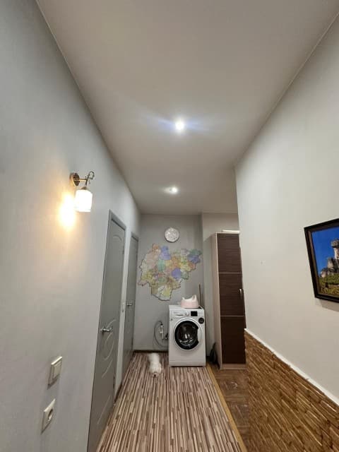 2 комн., 60 м², Инд. планировка, Студгородок 10