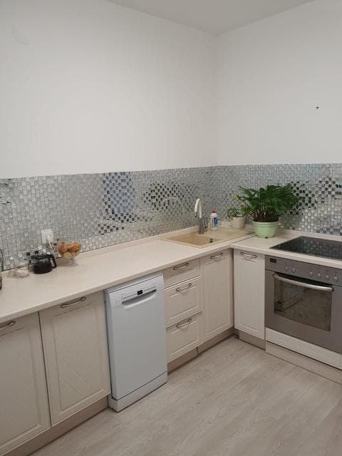 2 комн., 47 м², Монолитно-каркасный, Поселок Газовиков 2