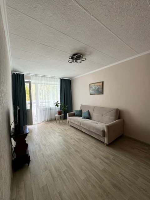 1 комн., 31 м², Блочный, Апельсин 4