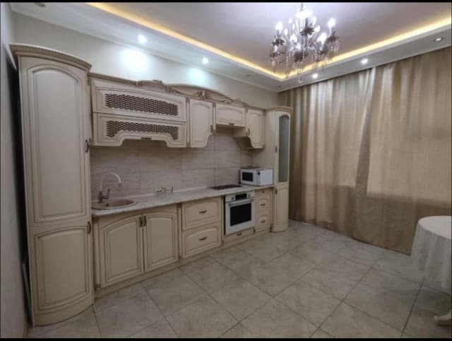 2 комн., 50 м², Монолитно-каркасный, Центр - район пл. Комсомольская 2