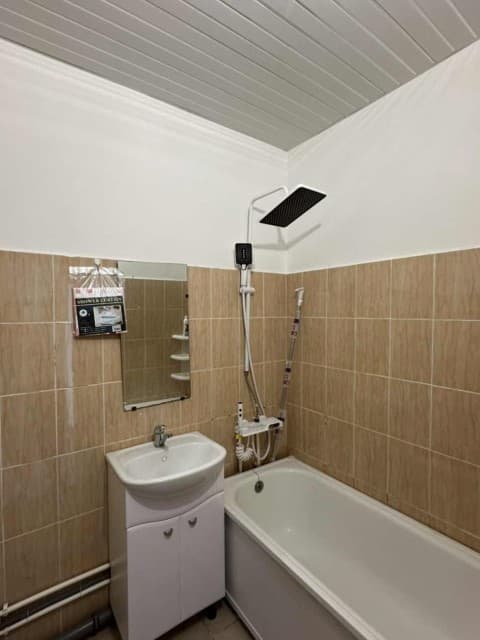 1 комн., 30 м², Блочный, Гимеин 5