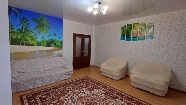 2 комн., 82 м², Инд. планировка, Кинотеатр Лена 6