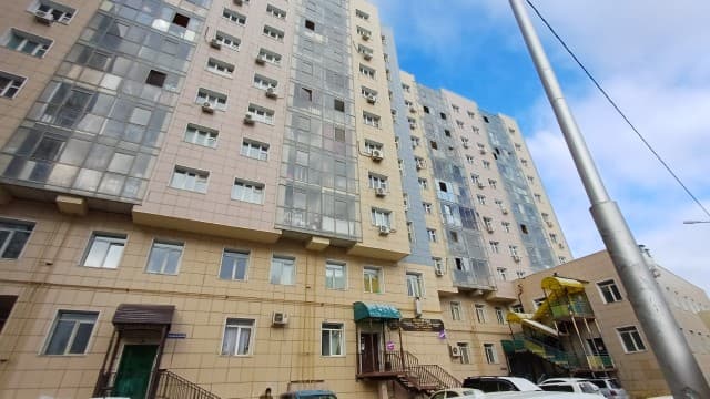 2 комн., 82 м², Инд. планировка, Кинотеатр Лена 18