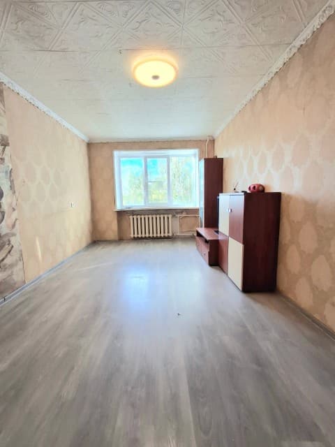 3 комн., 57 м², Блочный, Жатай 2