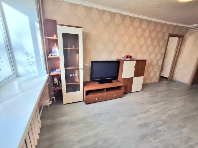 3 комн., 57 м², Блочный, Жатай