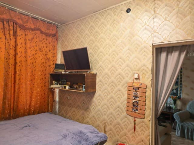 2 комн., 33 м², Дерев. ч/б, Сайсары 3