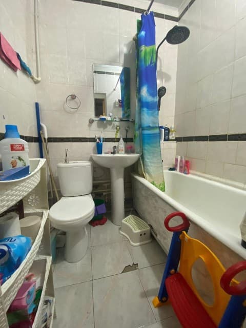 1 комн., Блочный, 202 мкрн. 7
