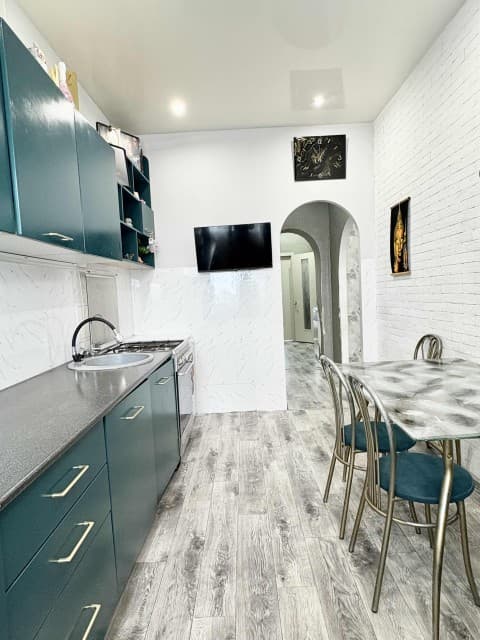3 комн., 72 м², Инд. планировка, Жатай 4