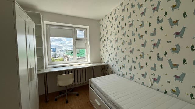 4 комн., 71 м², КПД, Центр - район пл. Орджоникидзе