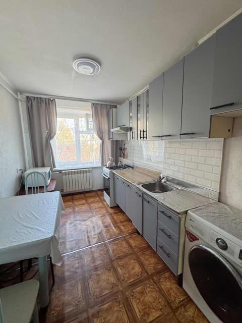 3 комн., 62 м², КПД, Автовокзал 4