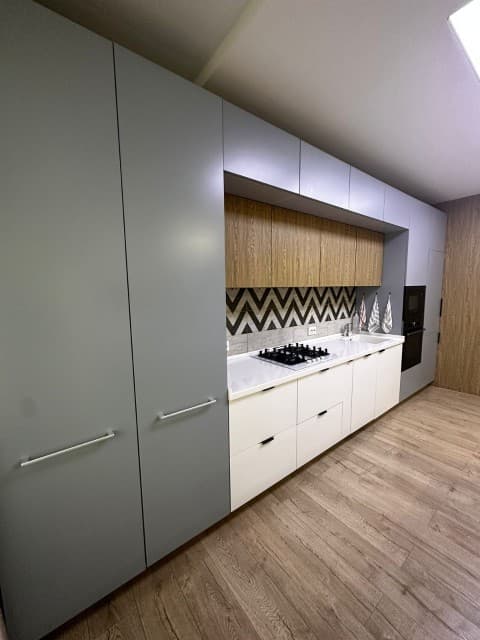 3 комн., Монолитно-каркасный, Кинотеатр Лена 4