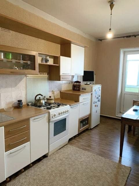 1 комн., 43 м², Инд. планировка, Площадь Победы 2