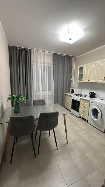 1 комн., 40 м², Монолитно-каркасный, 103 квартал (Ростелеком)