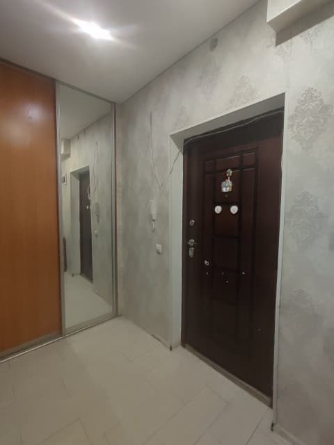 1 комн., 44 м², Инд. планировка, Центр - район пл. Дружбы 2