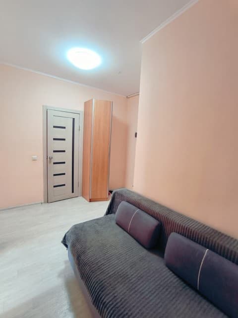 1 комн., 38 м², Монолитно-каркасный, Рынок Столичный 3