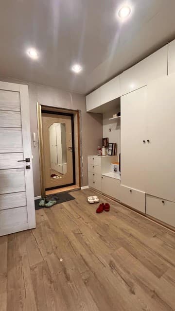 2 комн., 50 м², Блочный, Авиапорт 9