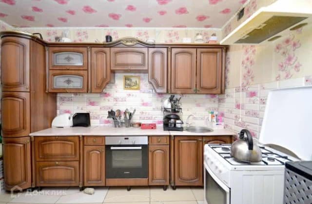 4 комн., 94 м², Инд. планировка, Центр - район пл. Орджоникидзе 2