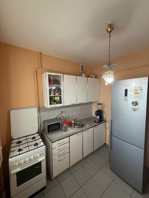 1 комн., 36 м², Инд. планировка, Центр - район пл. Орджоникидзе 3